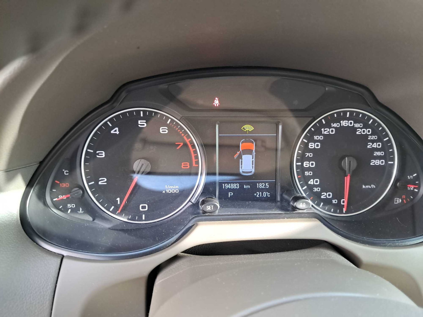 Audi Q5, 2010