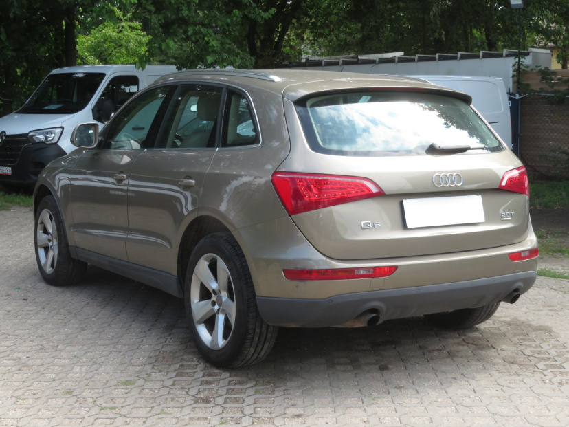 Audi Q5, 2010