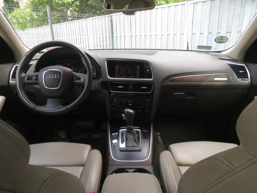 Audi Q5, 2010