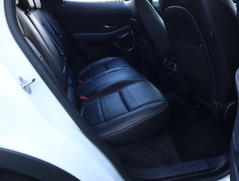 Jaguar E-Pace, 2019