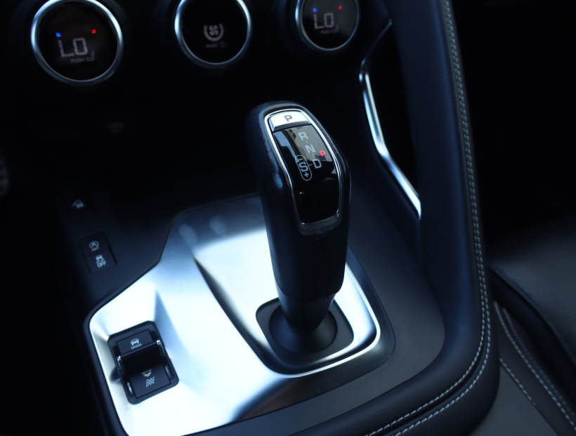 Jaguar E-Pace, 2019