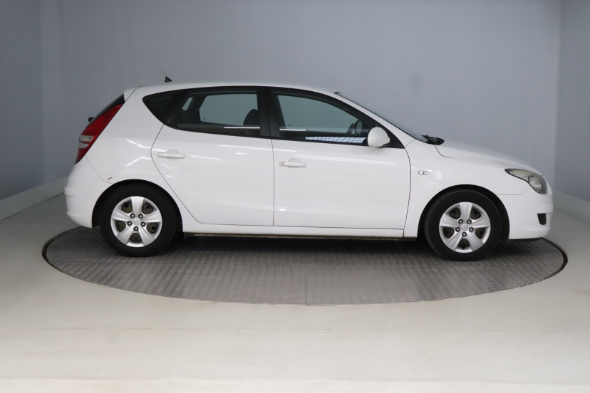 Hyundai i30, 2009