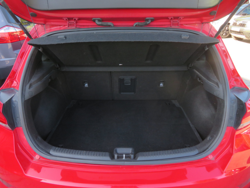 Hyundai i30, 2021