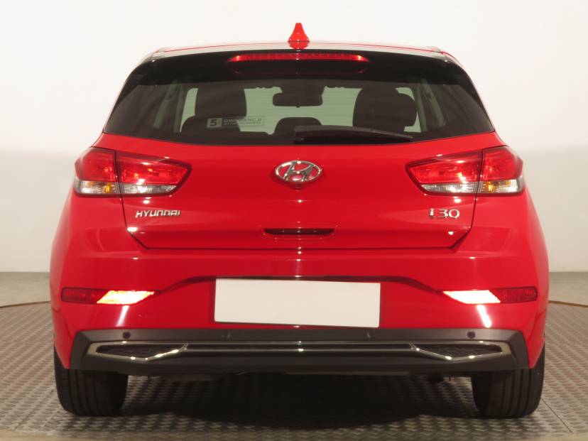 Hyundai i30, 2021