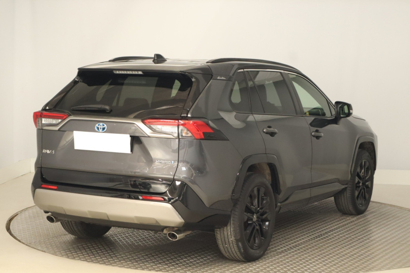 Toyota RAV 4, 2023