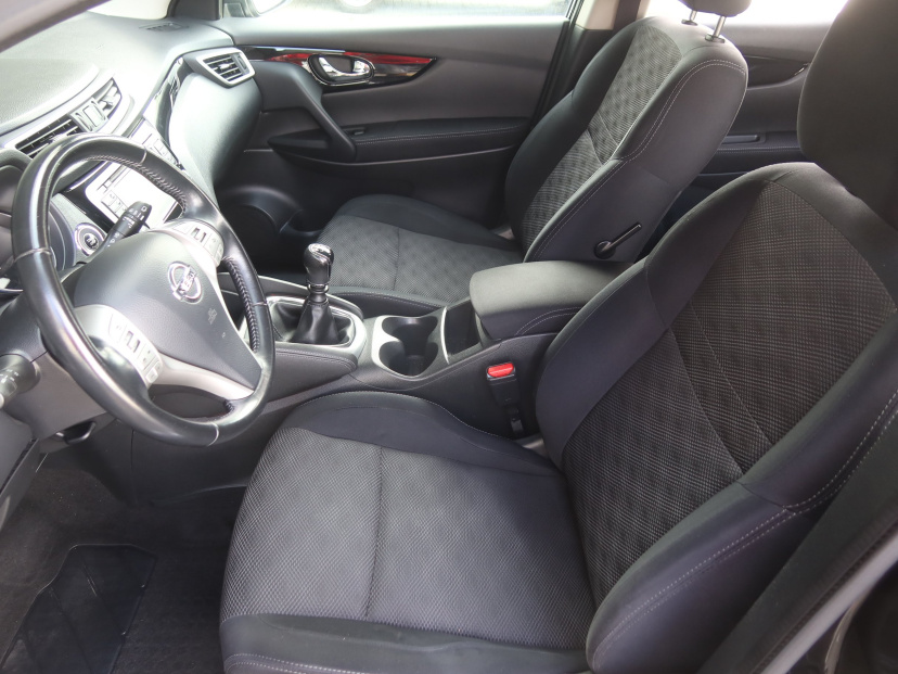 Nissan Qashqai, 2015