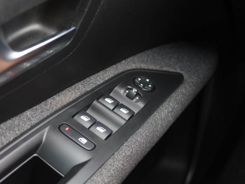 Peugeot 3008, 2019