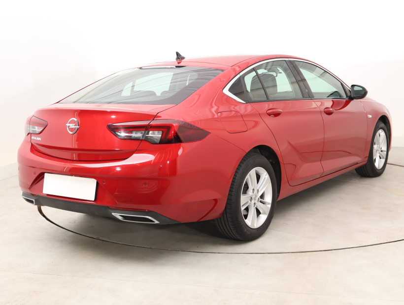Opel Insignia, 2021