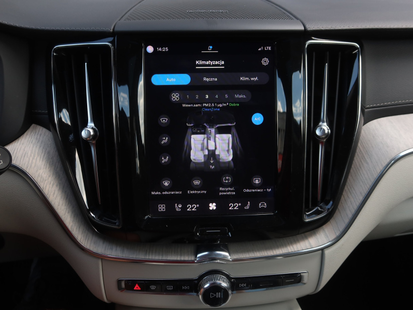 Volvo XC60, 2022
