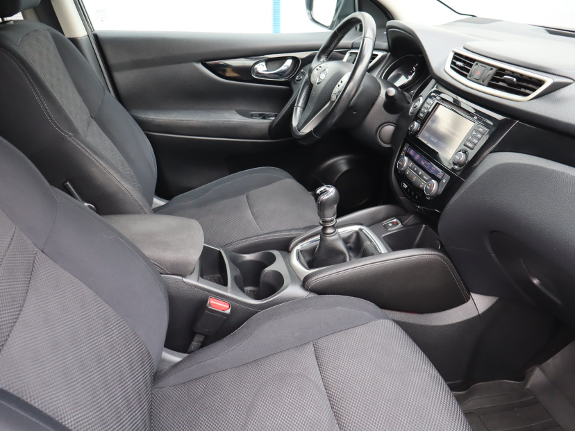 Nissan Qashqai, 2015