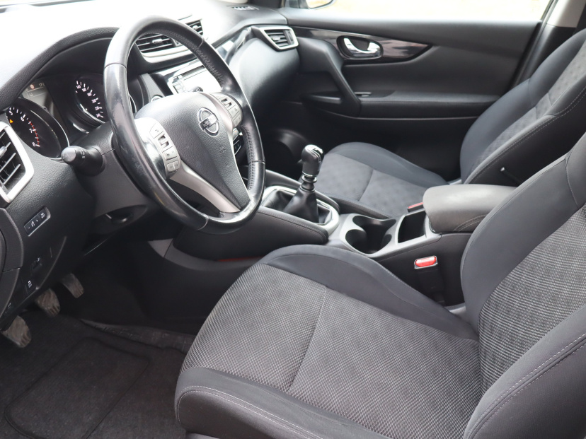 Nissan Qashqai, 2015