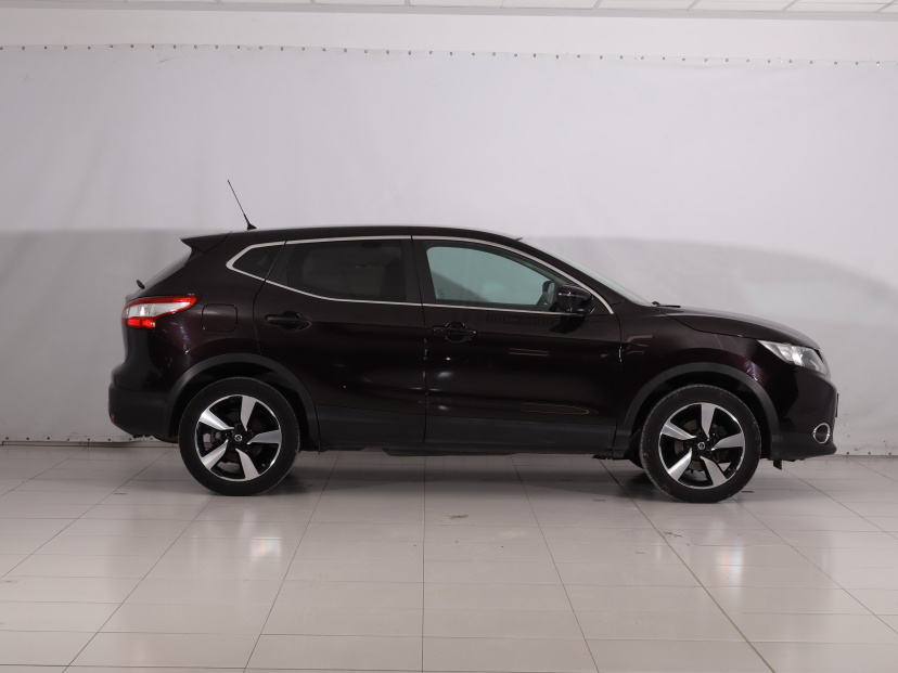 Nissan Qashqai, 2015