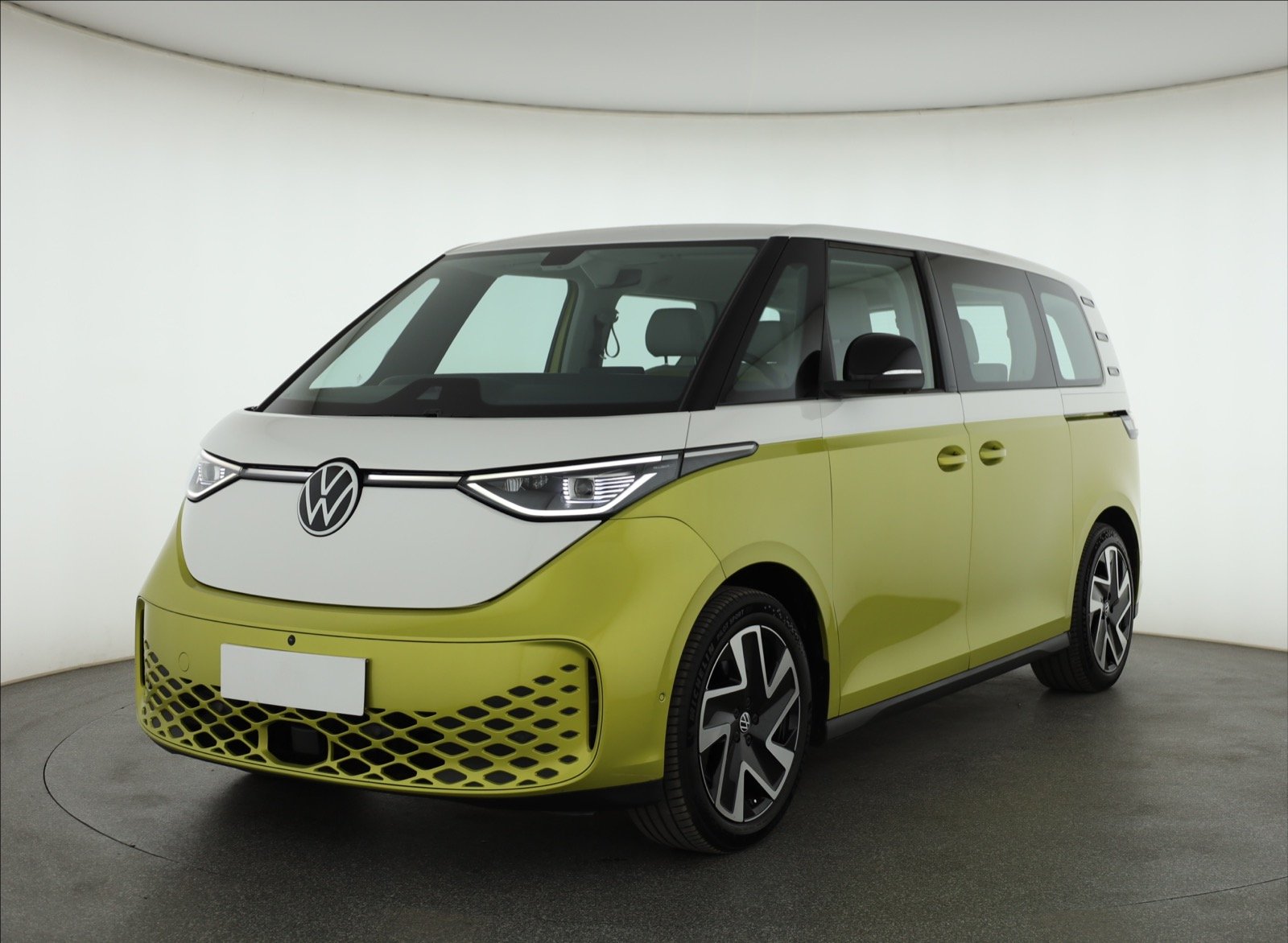 VW ID. Buzz Pro (82 kWh), 2023, Bus, 5Míst, Klima, ČR, 1Maj 3