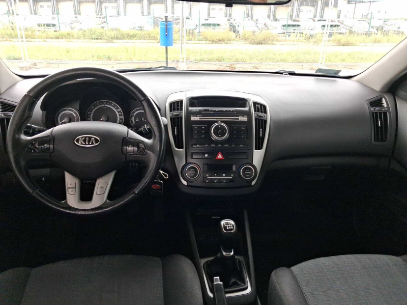 Kia Ceed, 2010