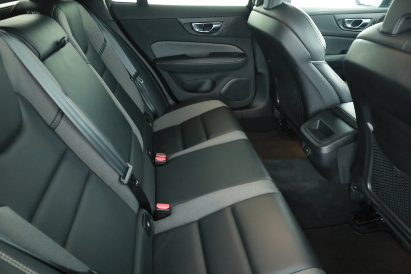 Volvo V60, 2021