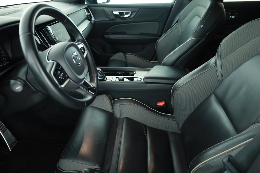 Volvo V60, 2021