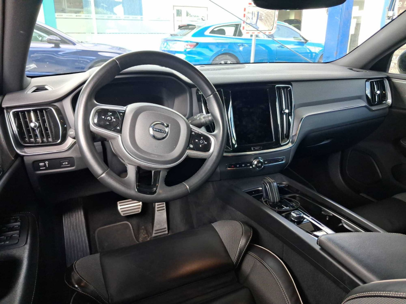 Volvo V60, 2021