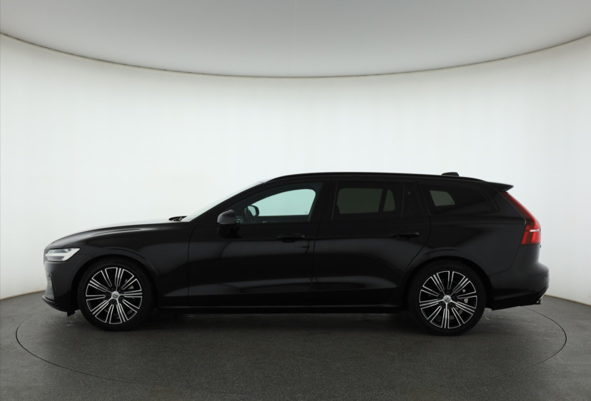 Volvo V60, 2021