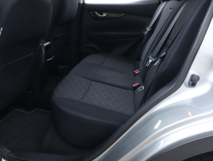 Nissan Qashqai, 2015