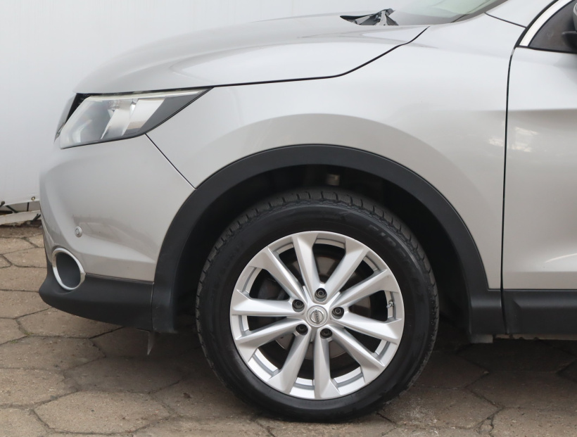Nissan Qashqai, 2015