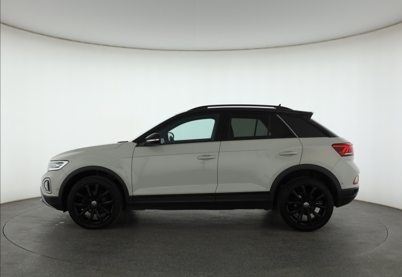 Volkswagen T-Roc, 2023