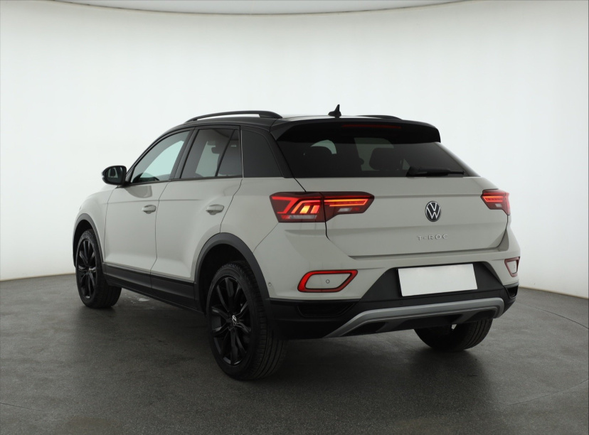 Volkswagen T-Roc, 2023