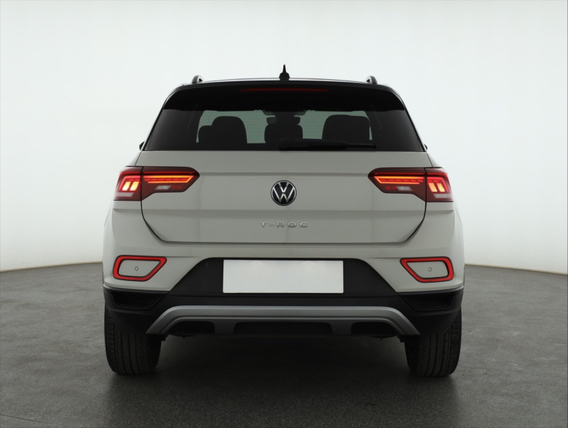 Volkswagen T-Roc, 2023