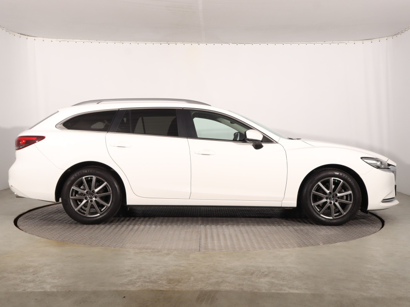 Mazda 6, 2022