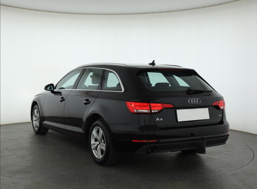 Audi A4, 2016
