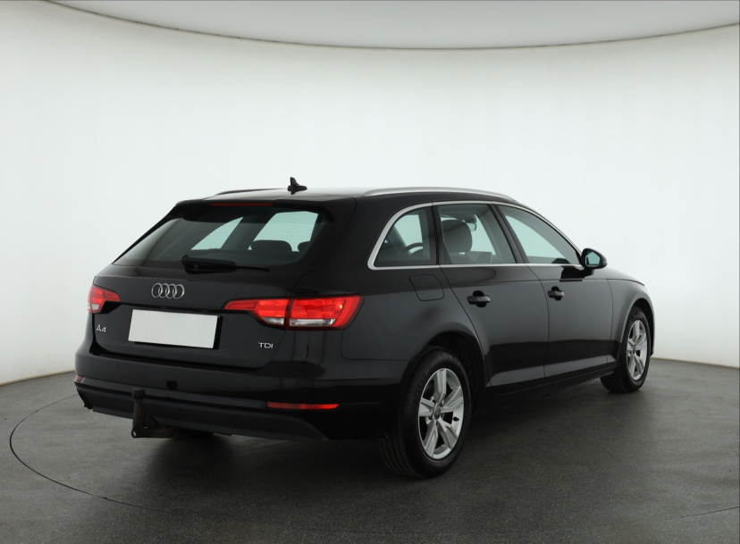 Audi A4, 2016