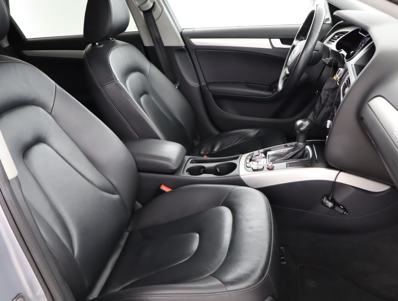 Audi A4, 2015