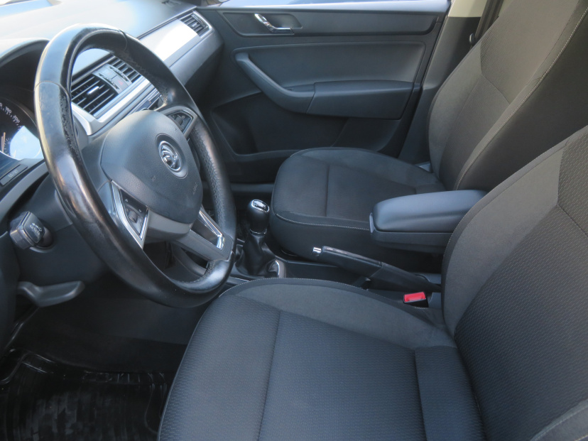 Škoda Rapid Spaceback, 2015