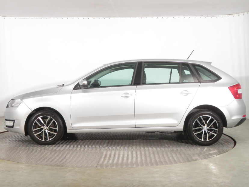 Škoda Rapid Spaceback, 2015