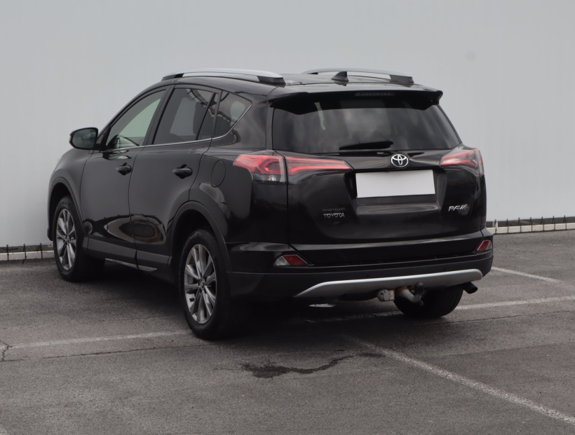 Toyota RAV 4, 2016