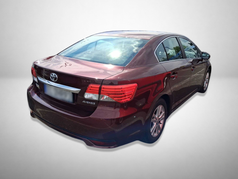 Toyota Avensis, 2012