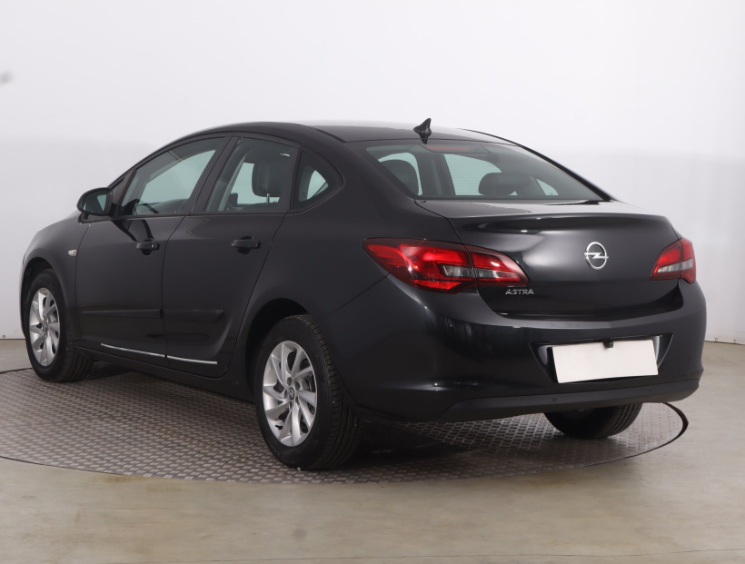 Opel Astra, 2016