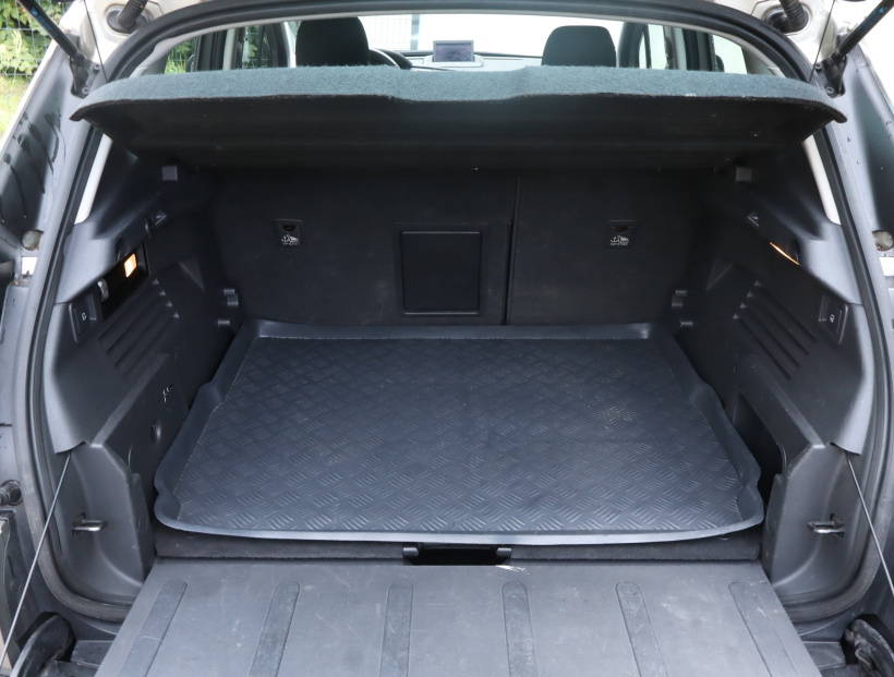 Peugeot 3008, 2011