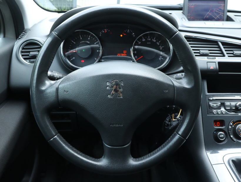 Peugeot 3008, 2011