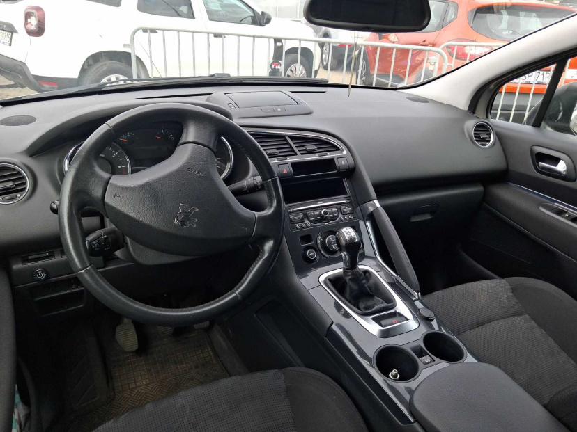 Peugeot 3008, 2011