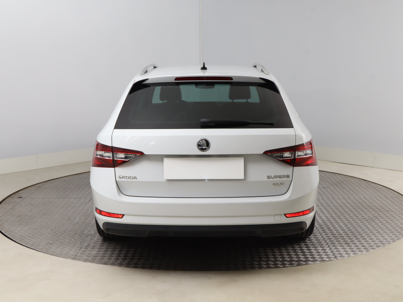 Škoda Superb, 2018