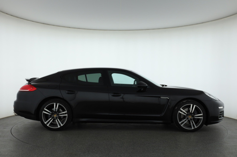 Porsche Panamera, 2014