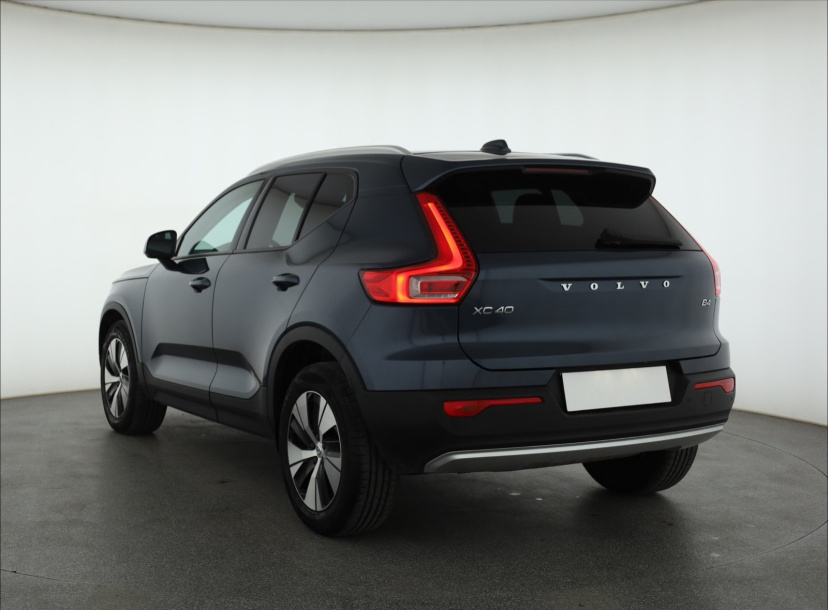 Volvo XC40, 2021