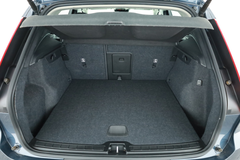 Volvo XC40, 2021