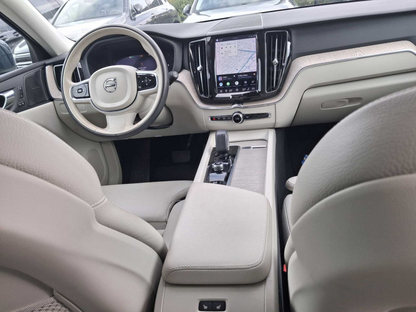 Volvo XC60, 2022