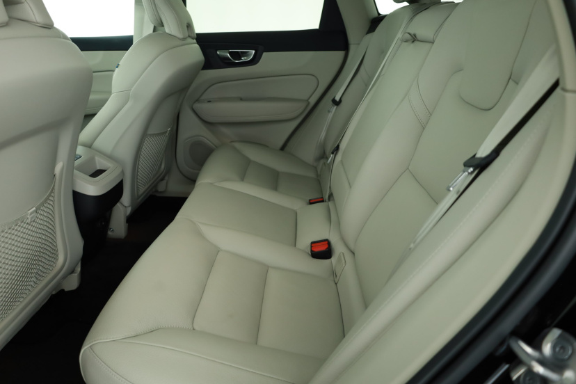 Volvo XC60, 2022