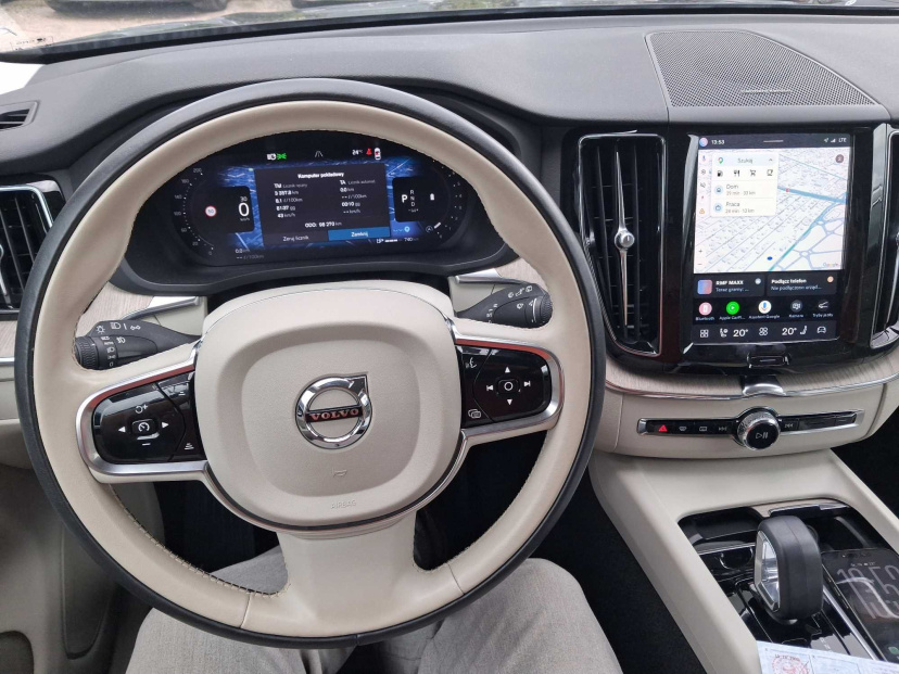 Volvo XC60, 2022
