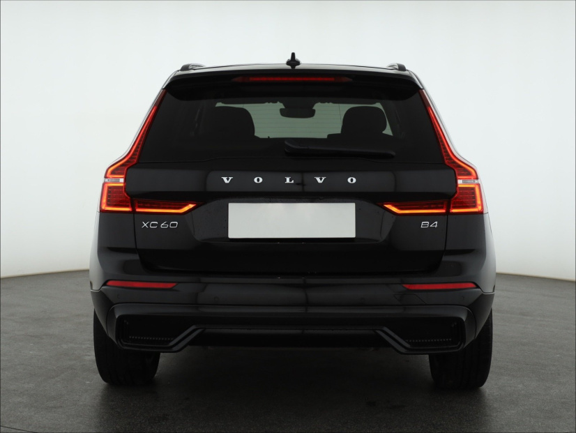 Volvo XC60, 2022