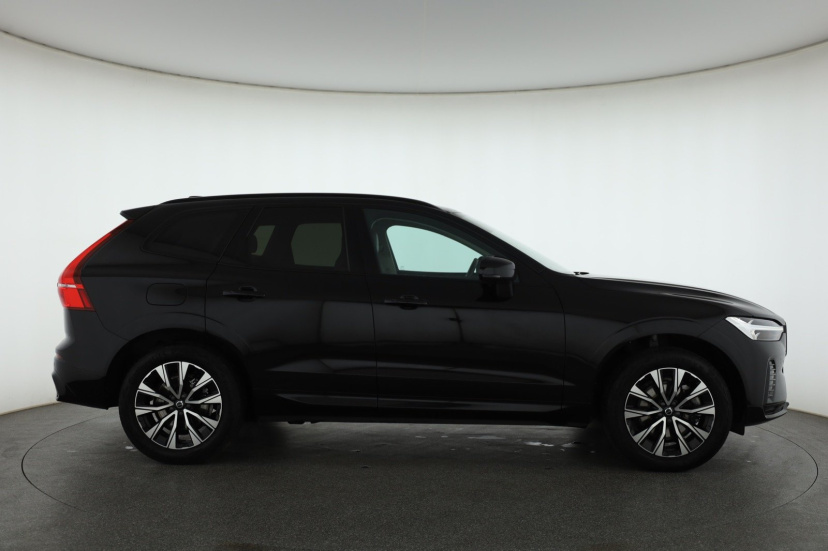 Volvo XC60, 2022