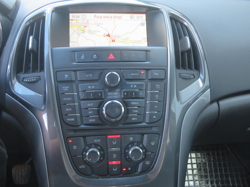 Opel Astra, 2012