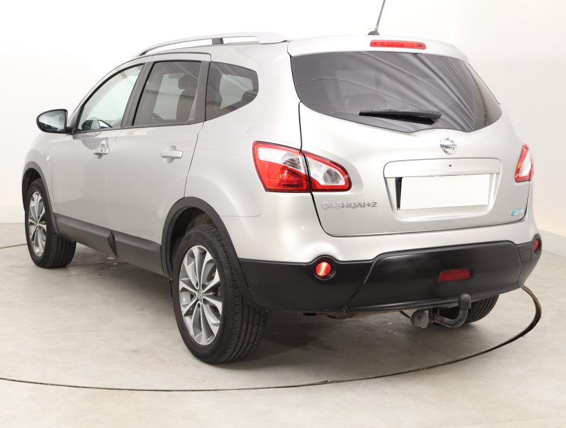 Nissan Qashqai+2, 2012